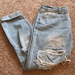 Boyfriend ripped jeans